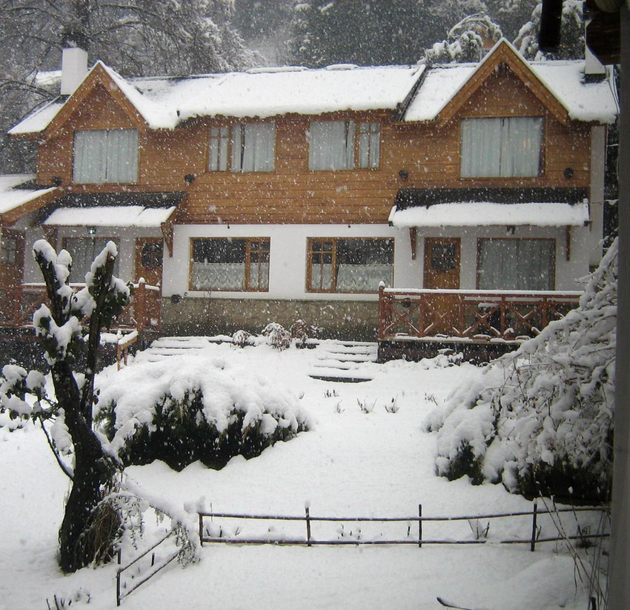 Cabanas Temporada San Martín de los Andes Buitenkant foto